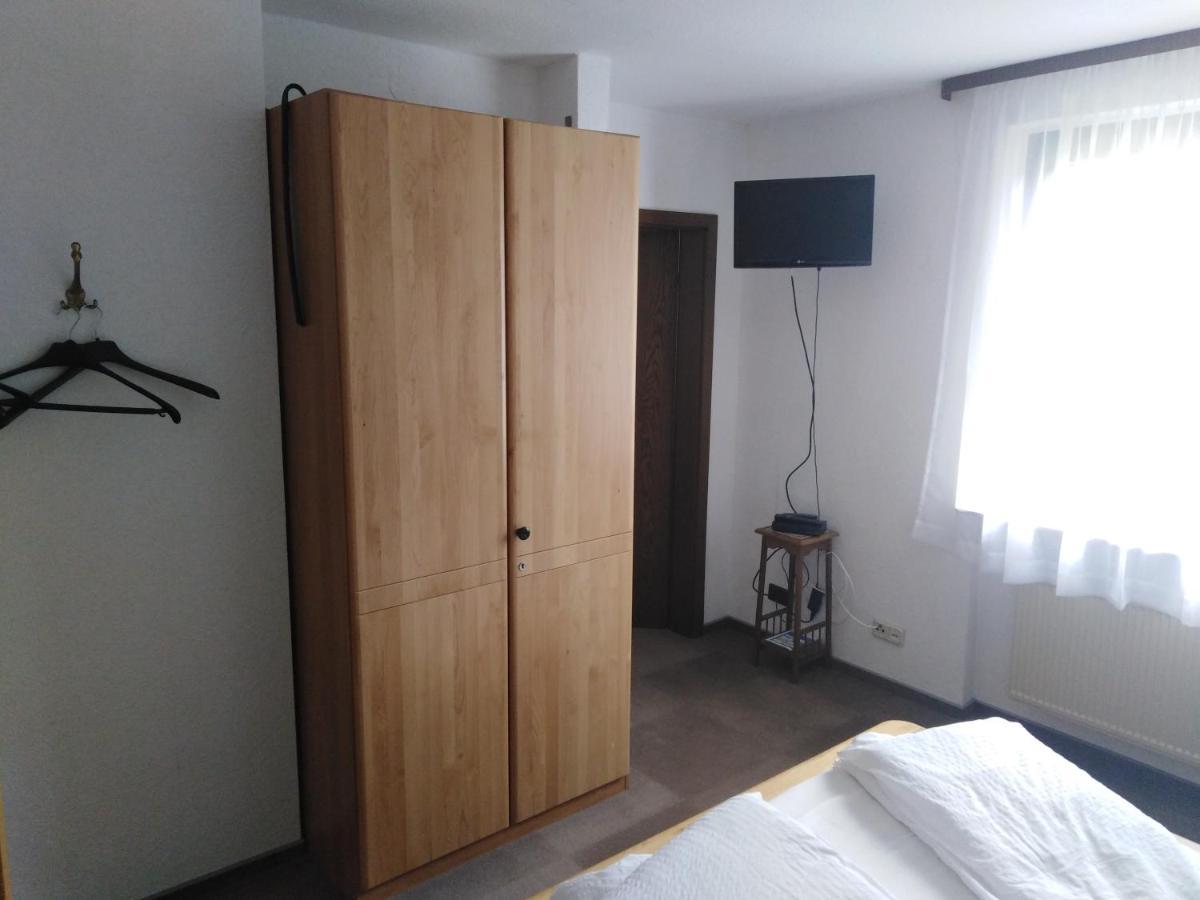 בורגן Zimmer Ohne Fruehstueck In Der Forellenzucht מראה חיצוני תמונה